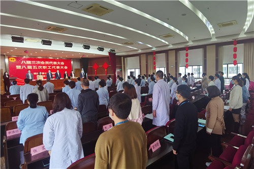 起立.jpg 起立.jpg