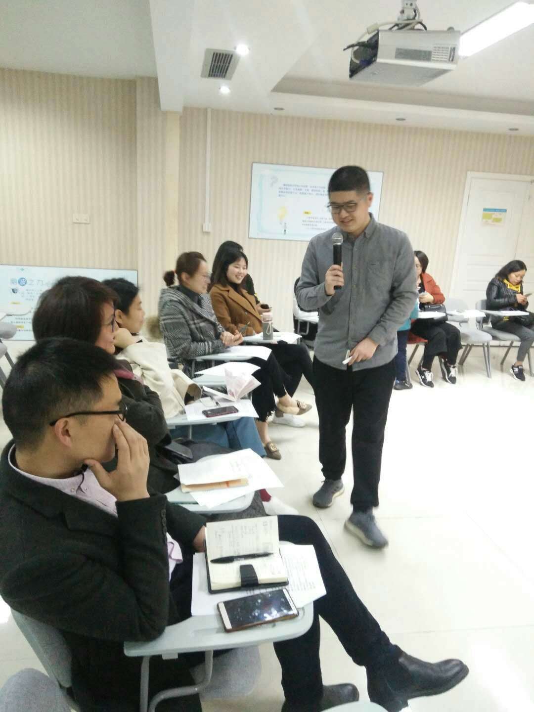 微信图片_20190328093039.jpg